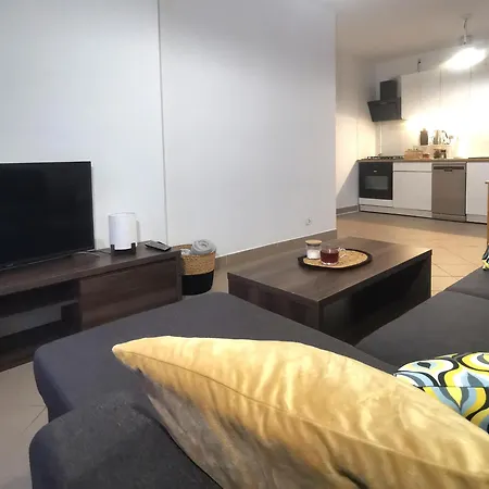 Serce Olsztyna Wyzwolenia Z Balkonem Widok Na Zamek Olsztyn